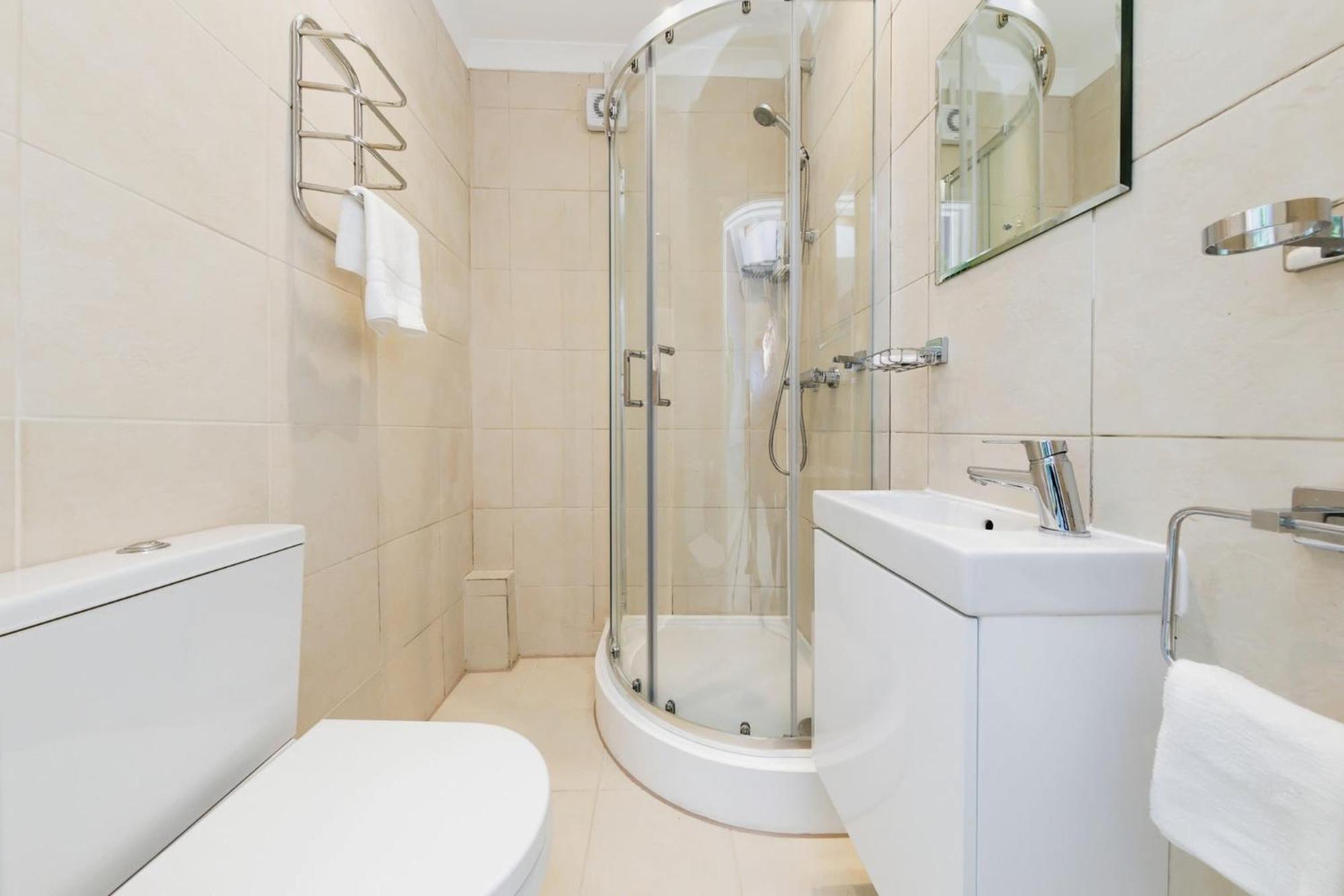 Your Chic 3Br Home Comfort And Style In Лондон Екстер'єр фото